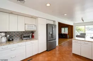 120 Island Rd, Vernon, NJ 07422 - Photo 8