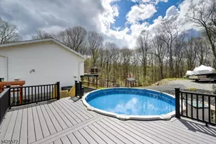 61 Lakeside Dr NW, Vernon, NJ 07461 - Photo 38