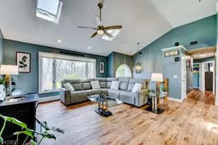 61 Lakeside Dr NW, Vernon, NJ 07461 - Photo 4