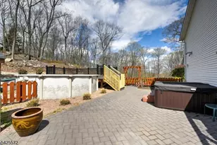 61 Lakeside Dr NW, Vernon, NJ 07461 - Photo 36