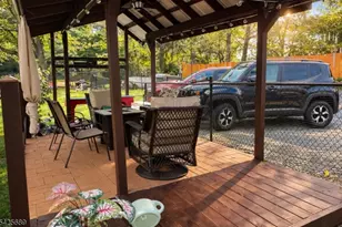 9 Bermingham Ln, Wharton, NJ 07885 - Photo 12