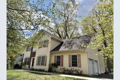 4 Scaletti Ct, Franklin Township, NJ 08873 - Photo 1