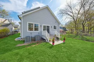 35 Lee Rd, Livingston, NJ 07039 - Photo 36