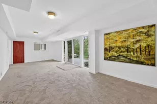39 Skyline Dr, Morris Township, NJ 07960 - Photo 20