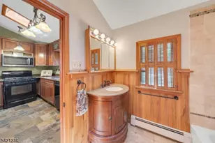 95 Wildwood Rd, Jefferson Township, NJ 07438 - Photo 12