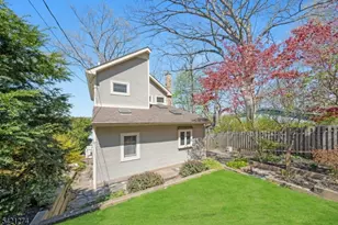 95 Wildwood Rd, Jefferson Township, NJ 07438 - Photo 2