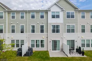 734 Station Rd, Dunellen, NJ 08812 - Photo 2