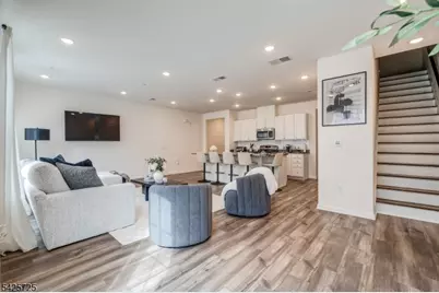 734 Station Rd, Dunellen, NJ 08812 - Photo 12