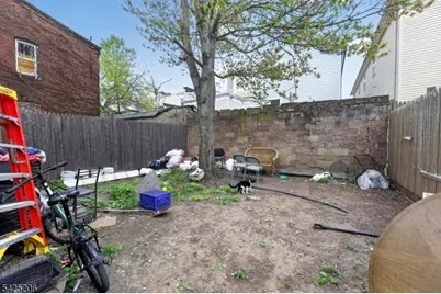 174 Littleton Ave, Newark, NJ 07103 - Photo 32