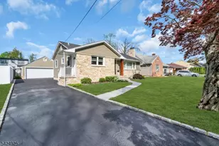 319 Myrtle Ave, Scotch Plains Township, NJ 07076 - Photo 2