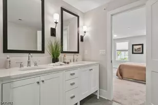 723 Station Rd, Dunellen, NJ 08812 - Photo 14