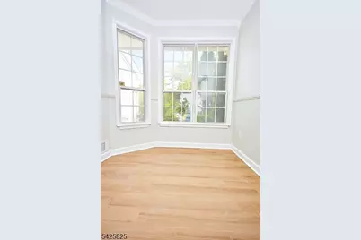 24 Straton Ct, Sayreville Boro, NJ 08859 - Photo 20