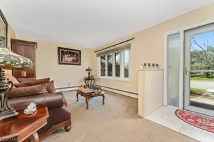 904 Sampson Ave, Alpha, NJ 08865 - Photo 4