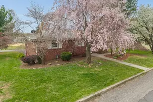 904 Sampson Ave, Alpha, NJ 08865 - Photo 2
