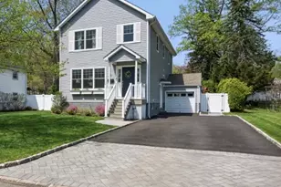 41 Milton Ave, Summit, NJ 07901 - Photo 2