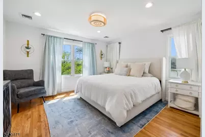 41 Milton Ave, Summit, NJ 07901 - Photo 12