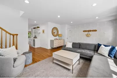 41 Milton Ave, Summit, NJ 07901 - Photo 4