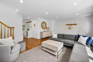 41 Milton Ave, Summit, NJ 07901 - Photo 4