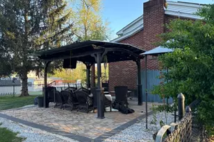 225 Sunnymead Rd, Hillsborough Township, NJ 08844 - Photo 4