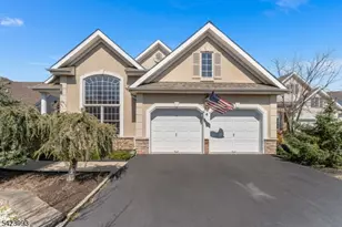 4 Nortwick Court, Franklin Township, NJ 08873 - Photo 4