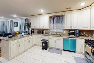 800 Bergen St, Newark, NJ 07108 - Photo 2