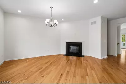 20 Gable Walk #20, Livingston, NJ 07039 - Photo 8