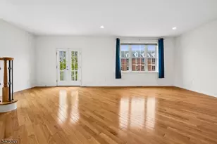 20 Gable Walk, Livingston, NJ 07039 - Photo 12