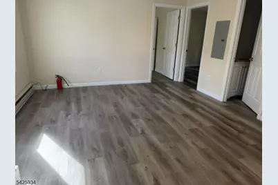 11 Hillside Terrace #1, Newton, NJ 07860 - Photo 2