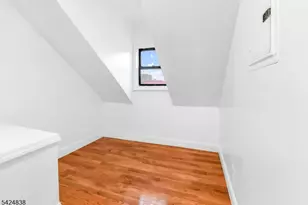 25 Oak St, Paterson, NJ 07501 - Photo 16