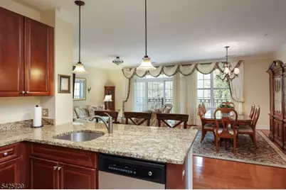 5110 Enclave Cir #5110, Franklin Township, NJ 08873 - Photo 10