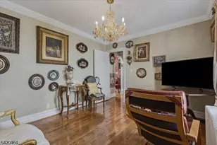 12-17 Roosevelt Pl, Fair Lawn, NJ 07410 - Photo 16