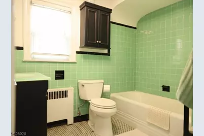 1386 Beverly Rd, Union Township, NJ 07083 - Photo 10