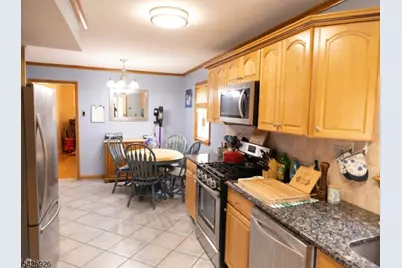 1386 Beverly Rd, Union Township, NJ 07083 - Photo 6