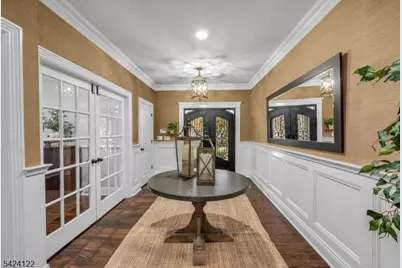 36 Clearwater Dr, Ho Ho Kus, NJ 07423 - Photo 4