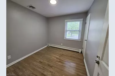 15 Sweetwood Ct, Parsippany, NJ 07054 - Photo 14