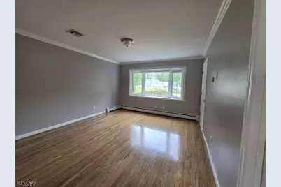 15 Sweetwood Ct, Parsippany, NJ 07054 - Photo 6