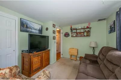31 Iroquois Trl, Denville, NJ 07834 - Photo 26