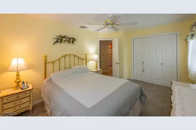 31 Iroquois Trl, Denville, NJ 07834 - Photo 18
