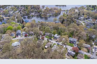 31 Iroquois Trl, Denville, NJ 07834 - Photo 38