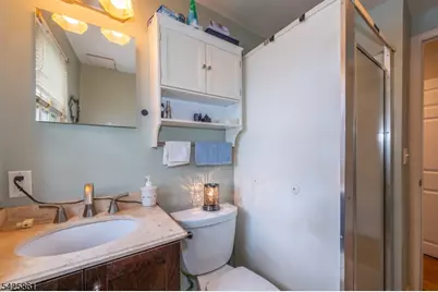 31 Iroquois Trl, Denville, NJ 07834 - Photo 24