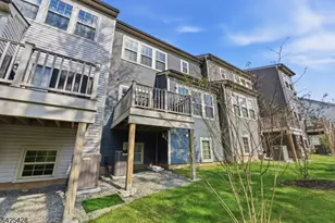 44 Dahlia Dr, Warren Township, NJ 07059 - Photo 38