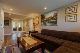 27 Schuyler Dr, Clark Township, NJ 07066 - Photo 14