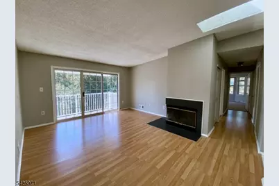 177 Rachel Ct, Franklin Township, NJ 08823 - Photo 4