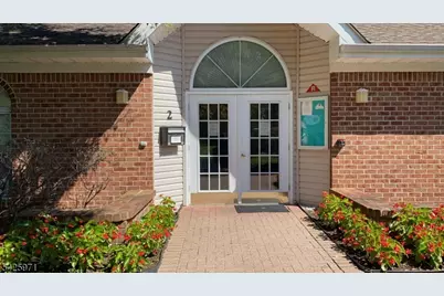 177 Rachel Ct, Franklin Township, NJ 08823 - Photo 2