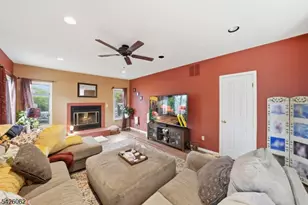 121 W Hill Rd, Woodbridge Township, NJ 07067 - Photo 26