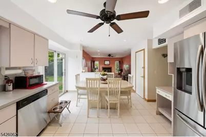 121 W Hill Rd, Woodbridge Township, NJ 07067 - Photo 28