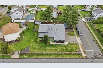 121 W Hill Rd, Woodbridge Township, NJ 07067 - Photo 1