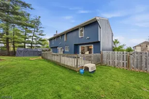 121 W Hill Rd, Woodbridge Township, NJ 07067 - Photo 34