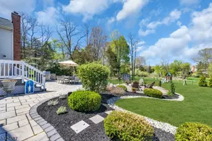 1 Berkshire Ct, Clinton Township, NJ 08833 - Photo 6