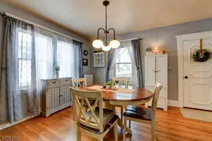 157 Berwyn St, Roselle Park, NJ 07204 - Photo 8